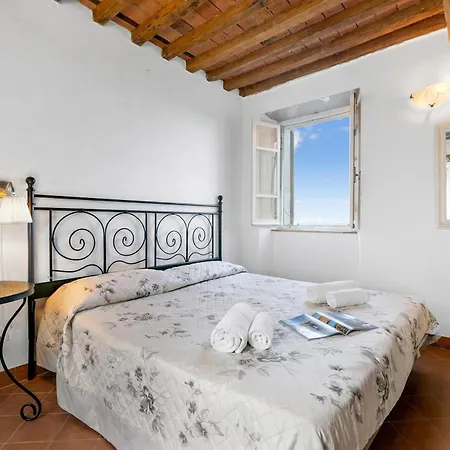 Aurora With Sea View Villa *