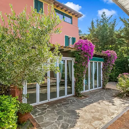 Aurora With Sea View Villa *